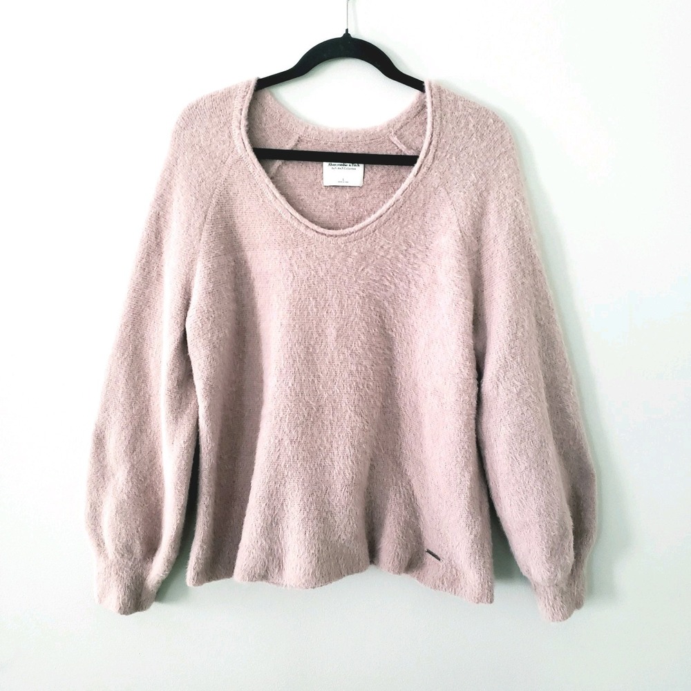 Abercrombie & Fitch Soft Collection Womens Fuzzy Cozy Sweater Size L Balletcore